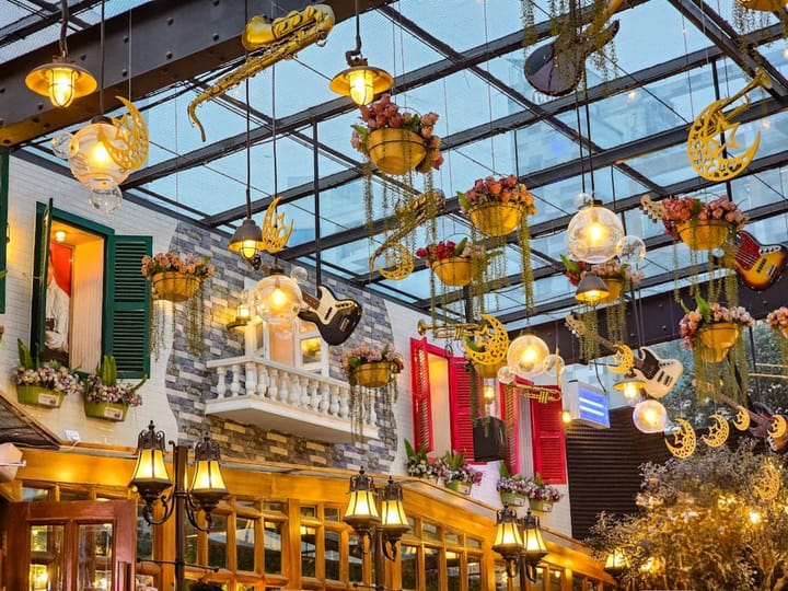 Elevating Your Sunday Coffee Experience with Creative Cafe Ideas in the Netherlands
